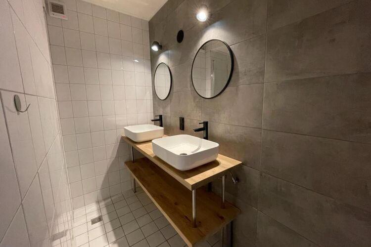 Apartment In 에크몬드안지 외부 사진